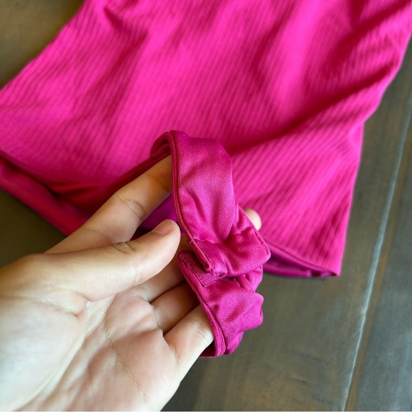 Showpo Open Back Bodysuit - Picture 6 of 6